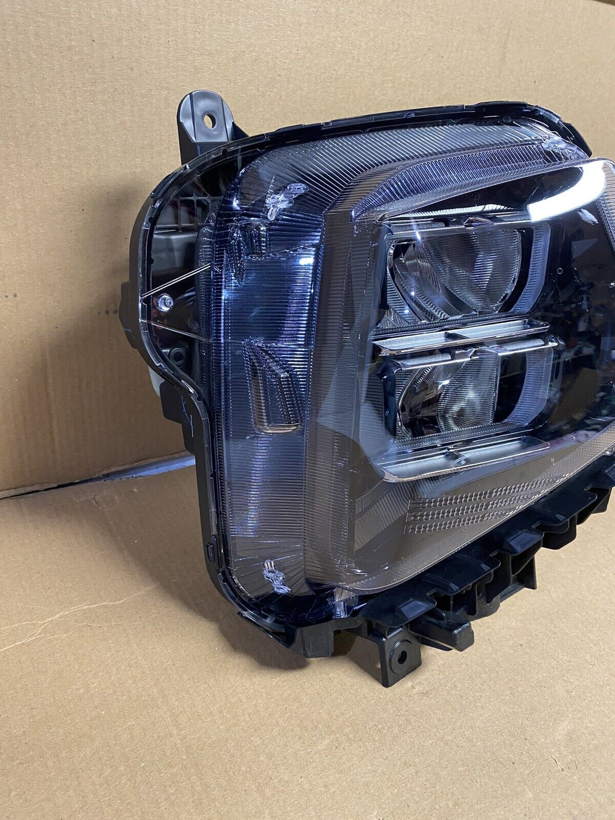 HY2503250H hyundai tucson 2022 2024 2
