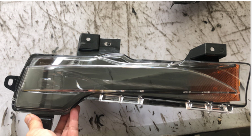 TESLA MODEL 3 2017-2023 — FOG LAMP LH; ONE LIGHT; MODEL 3 2017-2021; MODEL Y 2020-2022