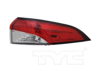TOYOTA COROLLA 2020-2025 — OUTER TAIL LIGHT RH; CLEAR LENS; JAPAN BUILT; L/LE/SE/HYBRID LE; 2020-2025 CAPA