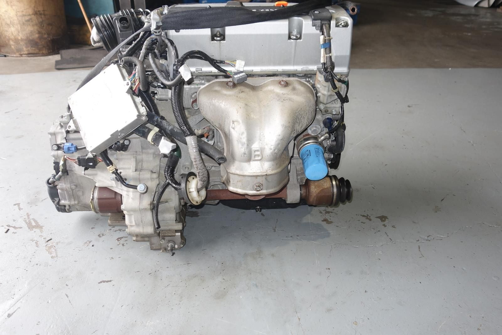 JDM Acura TSX K24A K24A2 2.4L DOHC i-VTEC Engine / Motor + Automatic Transmission 205hp 3-Lobes RBB Head True VTEC 2004-2008