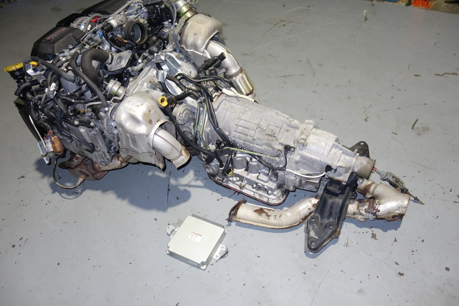 JDM Subaru Legacy GT 2.0L DOHC Twin Turbo EJ206 Engine Automatic Transmission ECU JDM EJ206-TT Motor EJ20