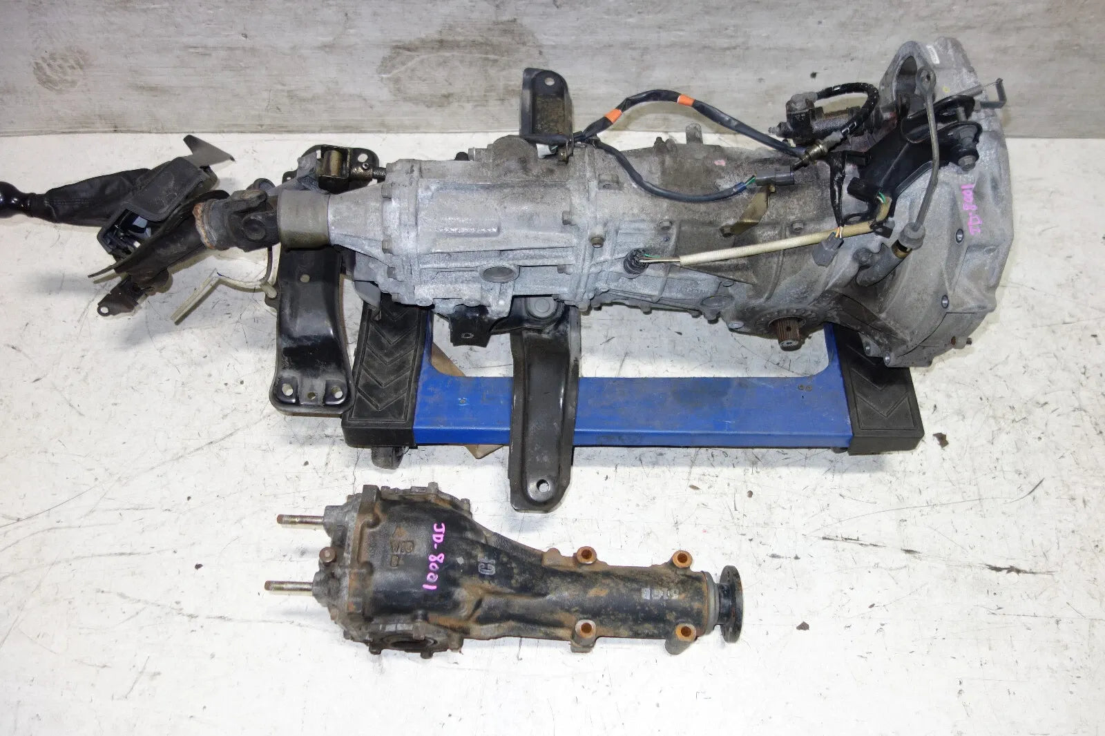JDM Subaru Impreza WRX Legacy Forester Turbo 5speed AWD Transmission 4.44 Differential Pull Type 1999-2005