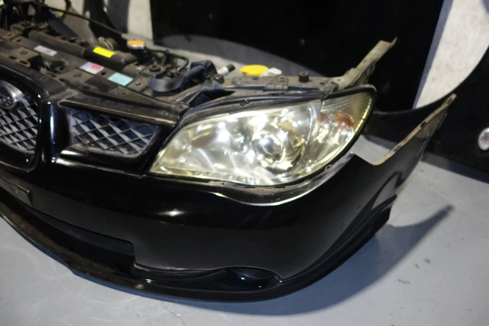 JDM Subaru Impreza WRX V9 Hawkeye GGA Wagon Front Clip – Bumper, HID Headlights, Hood, Fenders (2006–2007)