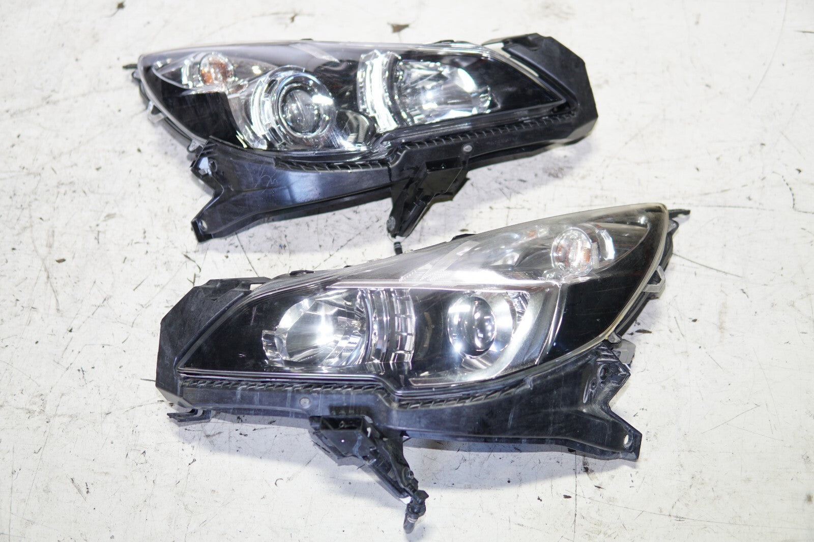 JDM 2010-2014 GENUINE SUBARU LEGACY OUTBACK OEM HID HEAD LIGHT LAMPS BRM BR9 BM9