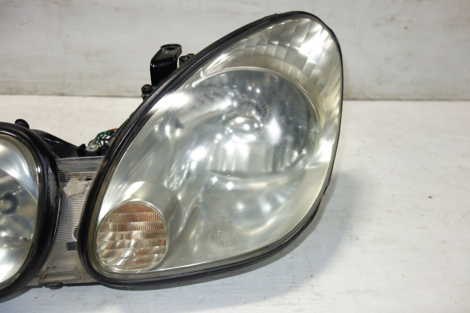 JDM Lexus GS300 Headlights GS400 OEM HiD Lamps Pair Left Right JZS161 1998-2005