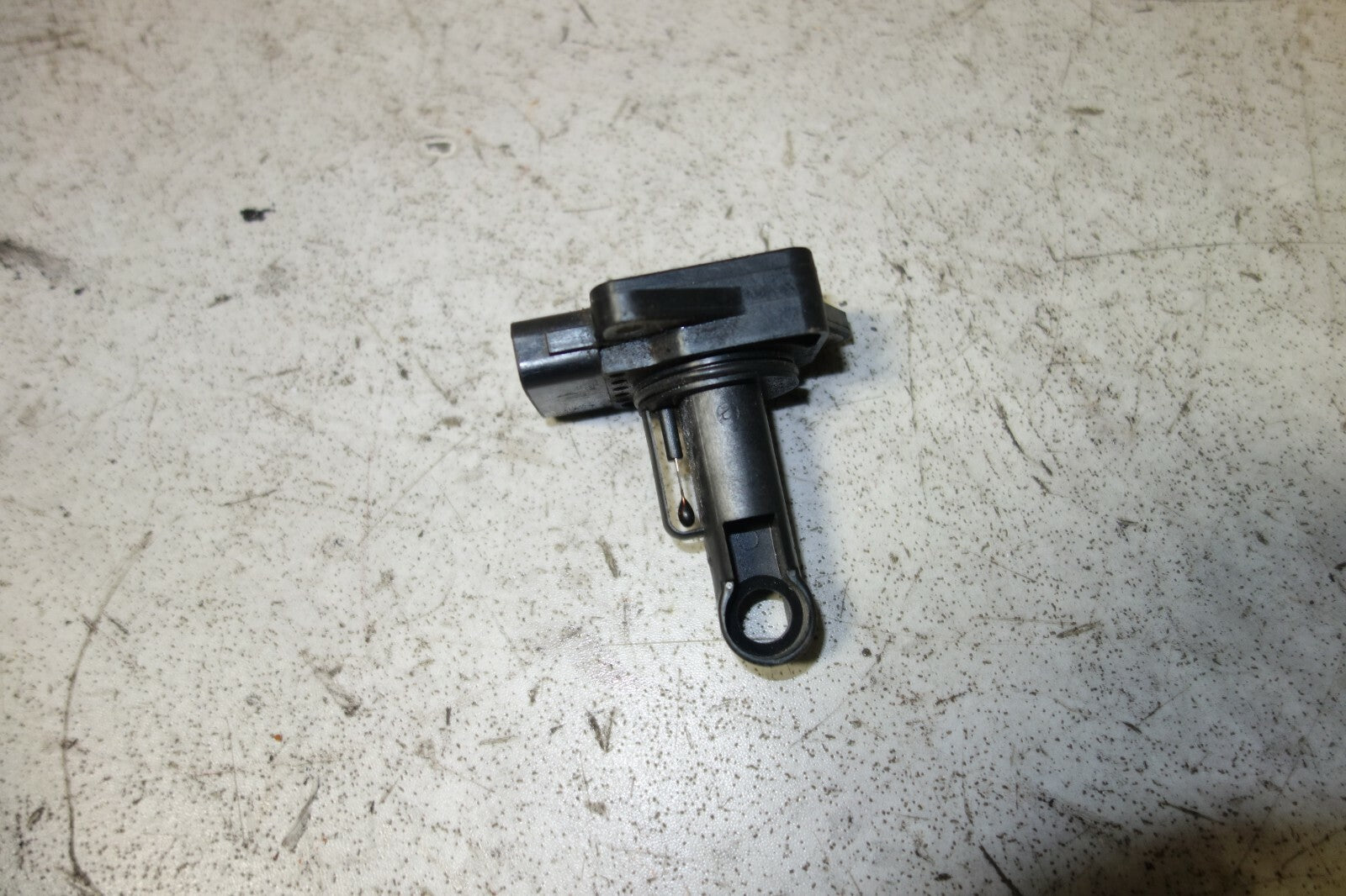 JDM Mass Air Flow Sensor Meter MAFS Toyota & Lexus 22204-22010 Denso Original