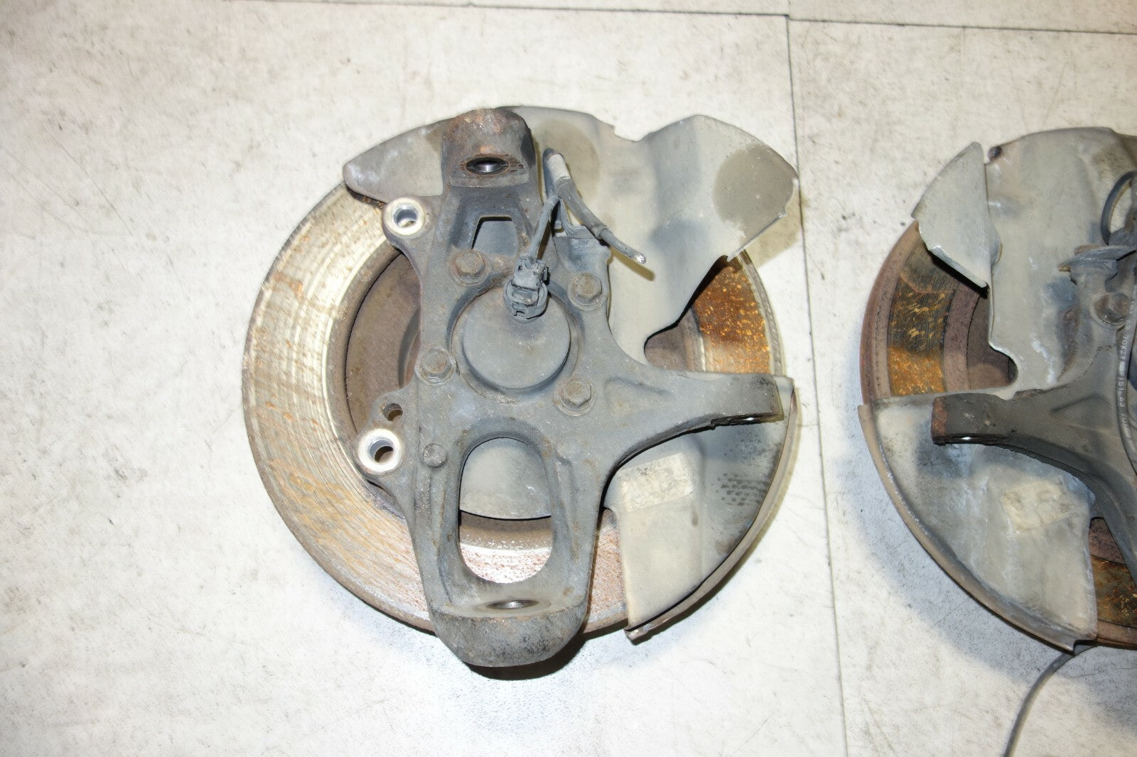 JDM Mazda RX8 Front Spindles Knuckles Hub USED OEM 2004 2005 2006 2007 2008