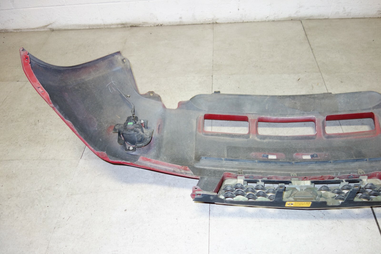 JDM Nissan X-Trail GT OEM Front Bumper Cover Fog Lights Grille PNT30
