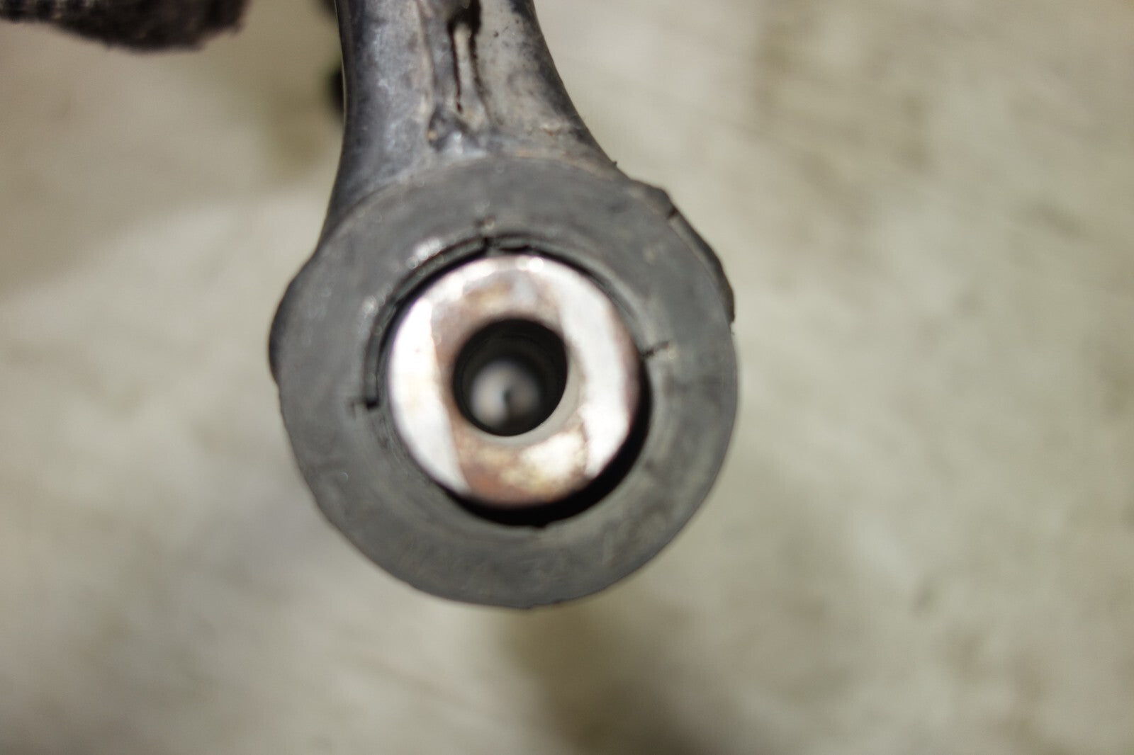 JDM 1993-1997 MAZDA MIATA  OEM FRONT LOWER CONTROL ARM PASSENGER RIGHT SIDE