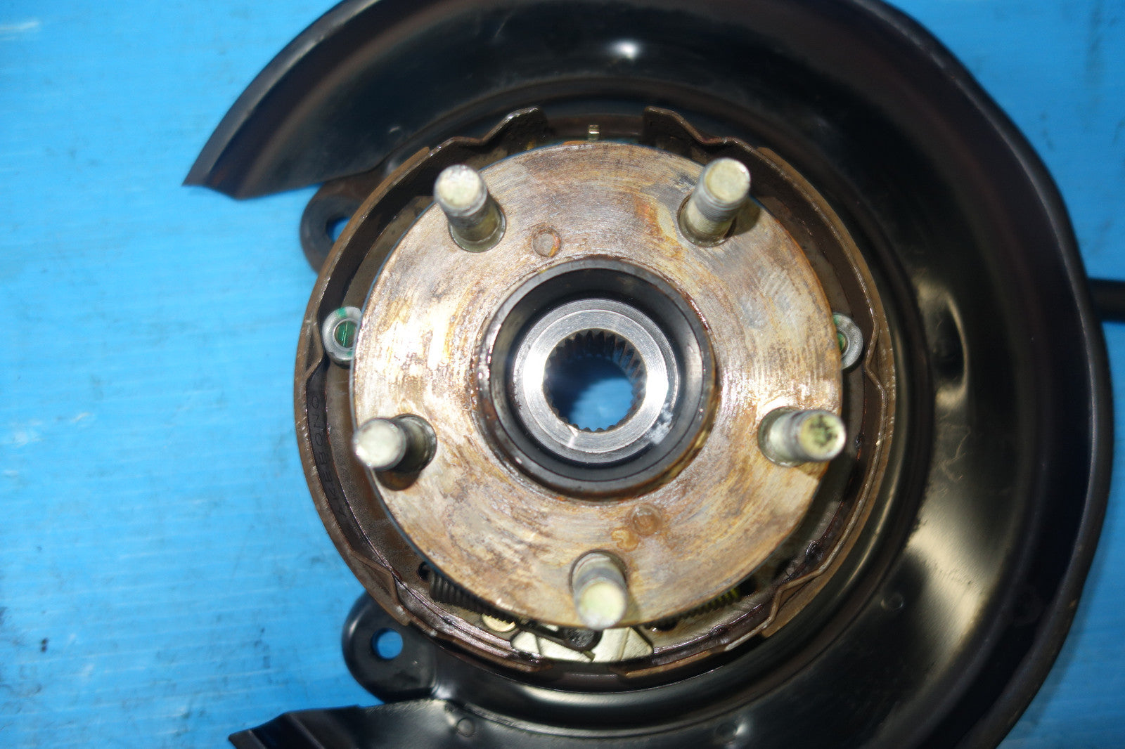 2005-2009 JDM Subaru Legacy Outback Rear Left Spindle Hub Knuckle Bearing 5X100