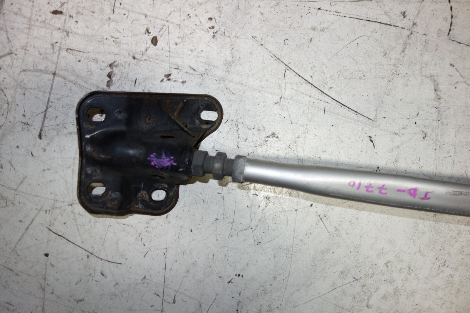 JDM 2003-2009 NISSAN 350Z FRONT ENGINE STRUT TOWER BAR VQ35 2003-2009