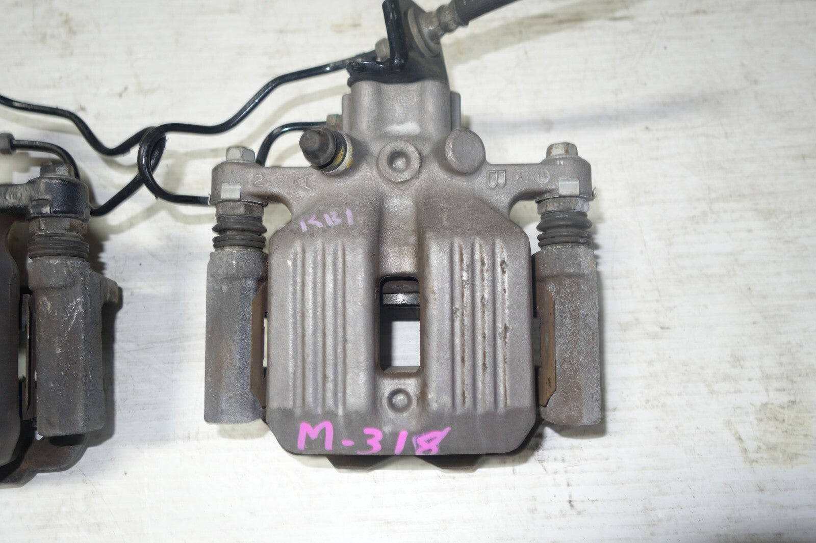 JDM 2005-2012 ACURA RL 3.5L OEM  REAR BRAKE CALIPERS GENUINE KB1 ORIGINAL