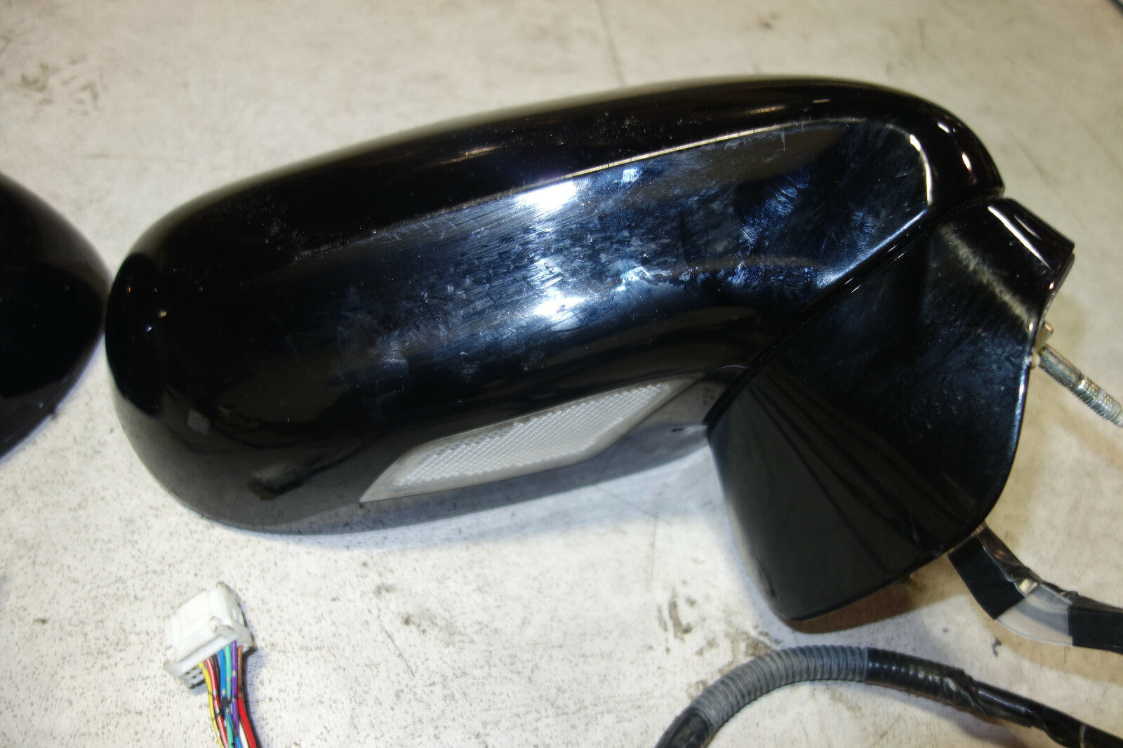 2007 2008 2009 Lexus LS460 Door Side Mirrors 12 wires Pair Left + Right JDM