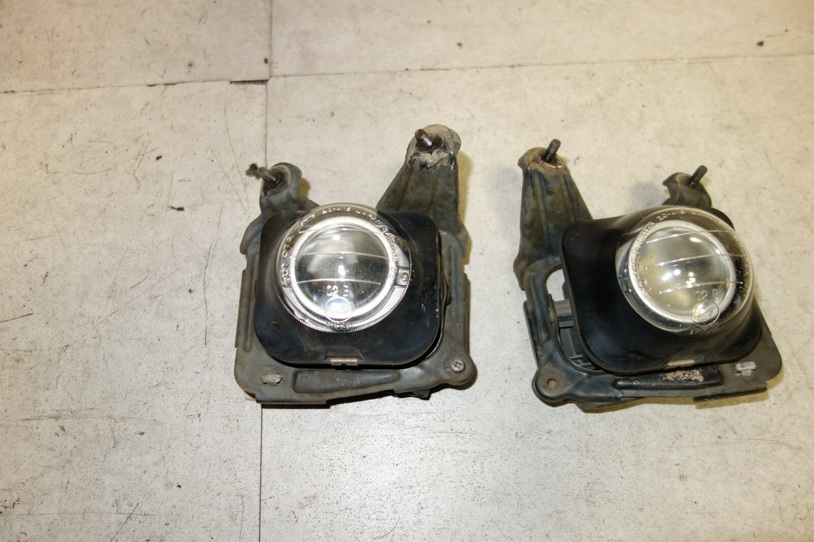 JDM Toyota Celica GTS Kouki OEM Fog Lights Driving Lamps Pair ZZT231 2000-2005