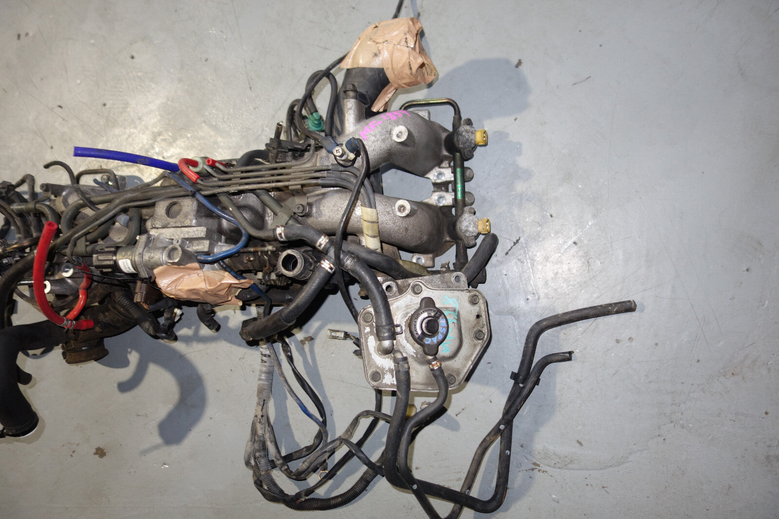 JDM Subaru Legacy B4 EJ208 EJ206 Twin Turbo Intake Manifold BOV Injectors 00-04