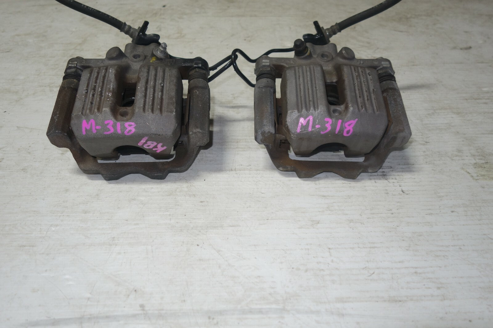 JDM 2005-2012 ACURA RL 3.5L OEM  REAR BRAKE CALIPERS GENUINE KB1 ORIGINAL