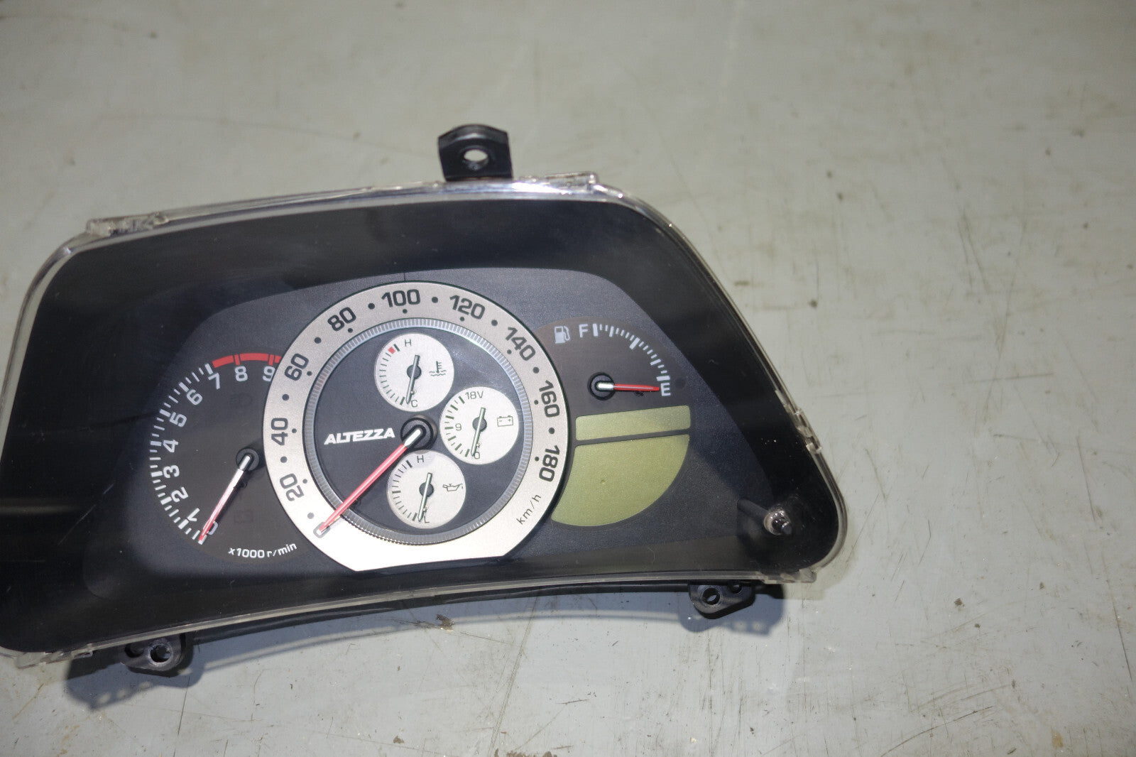 JDM Lexus IS300 Toyota Altezza SXE10 Gauge Cluster Speedometer SXE10