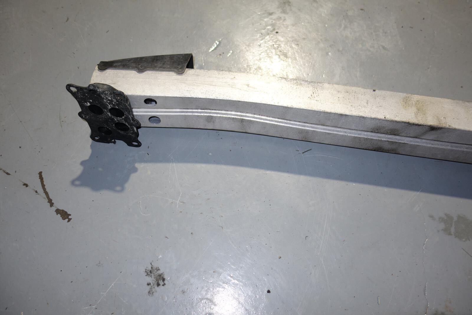 JDM 2008-2009 SUBARU LEGACY FRONT BUMPER WITH FOG LIGHTS REBAR GRILLE BP9