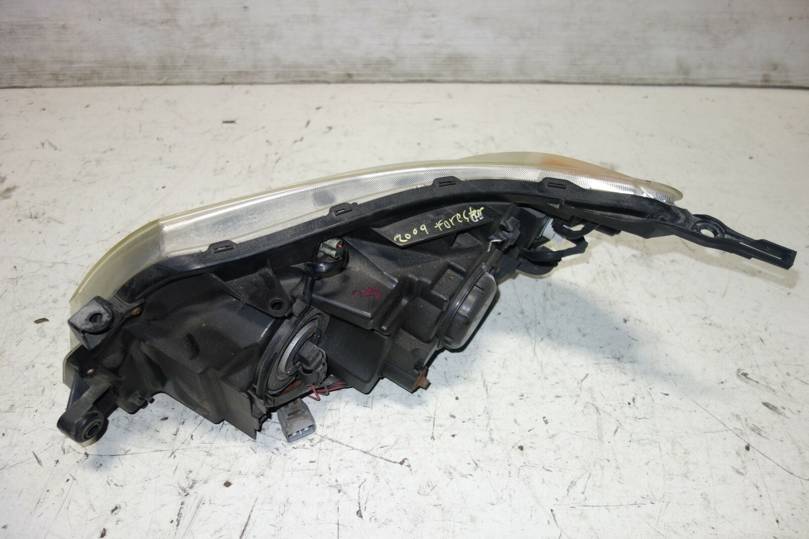 Subaru Forester Genuine Front Right Headlight Head Light SH5 2009-2013