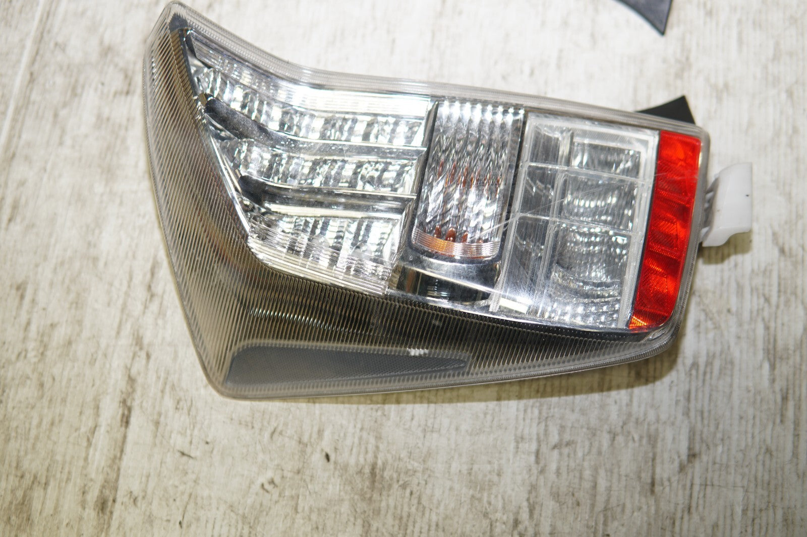 JDM Toyota Prius Tail Lights Tail Lamps ZVW30 Left & Right 2010-2015 MF-234
