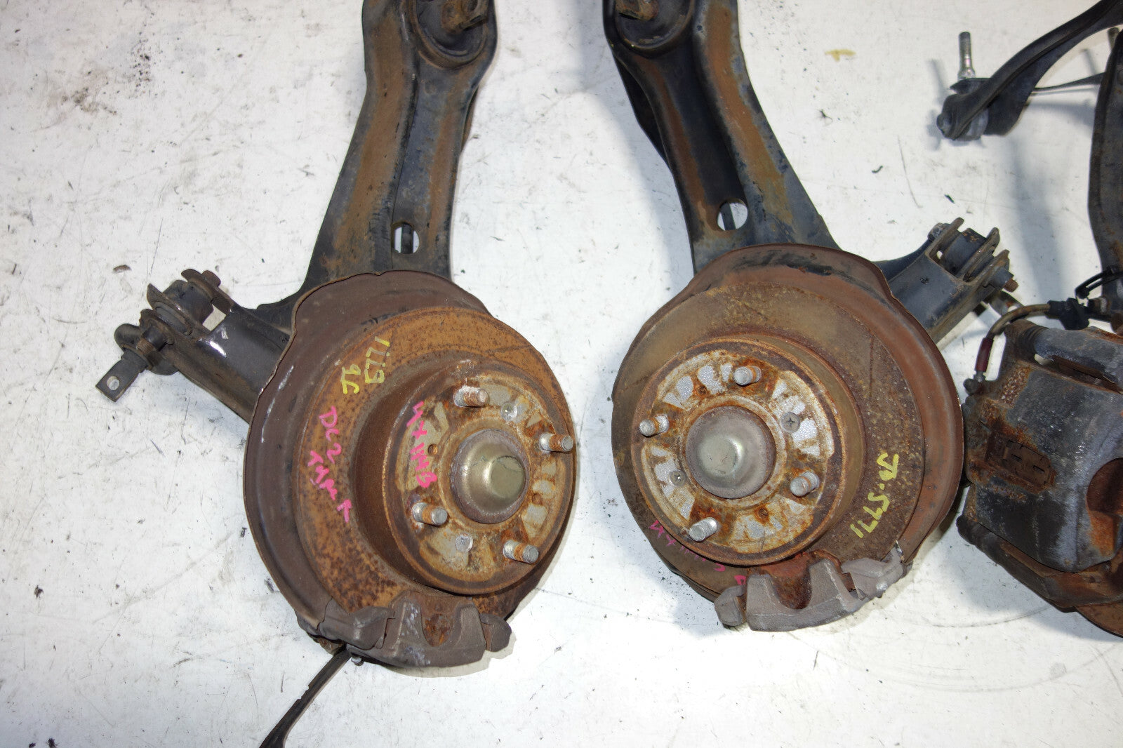 JDM Acura Integra DC2 4 Lug Brake Calipers Spindles Hub Trailing Arms 1994-2001