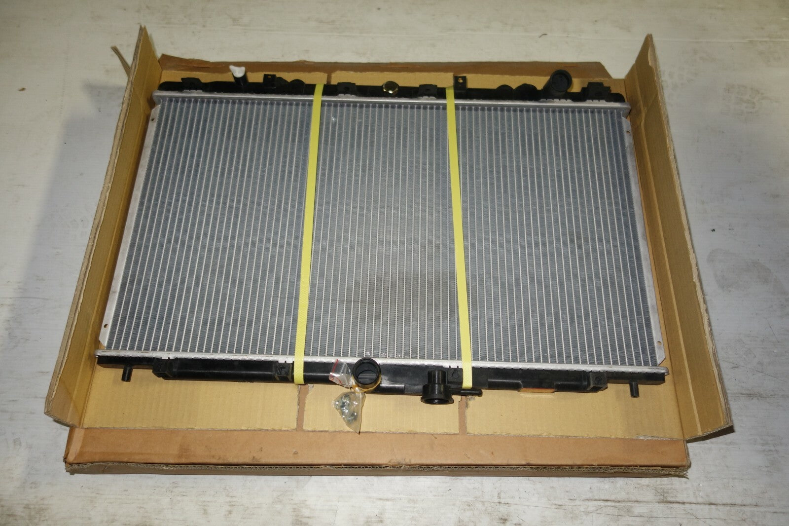 NEW 2002-2003 ACURA TL 3.2L V6  A/T BRAND NEW RADIATOR ACURA CL V6 2001-2003