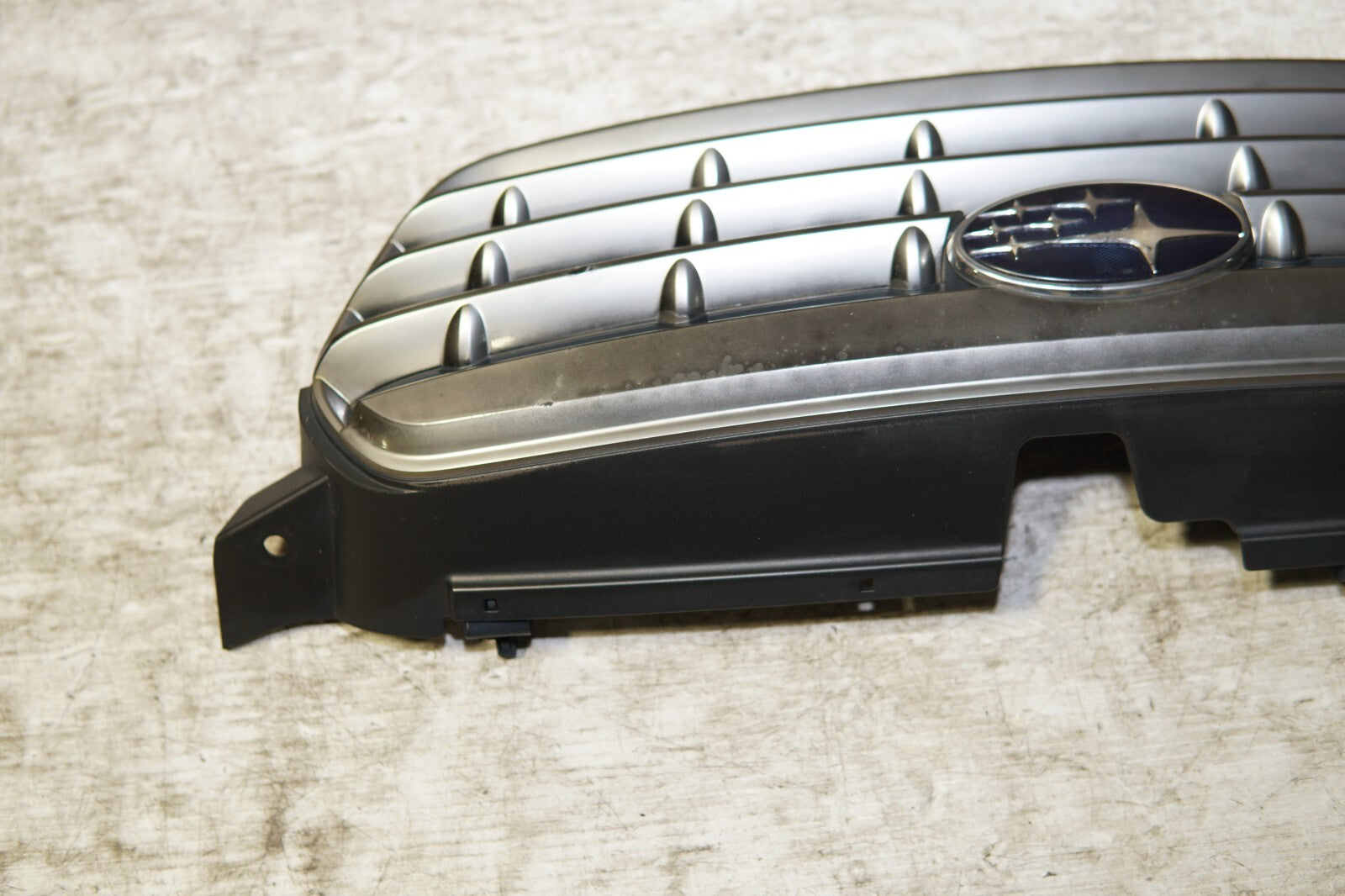 JDM Subaru Legacy Oem Grille BP5 BL5 2008-2009