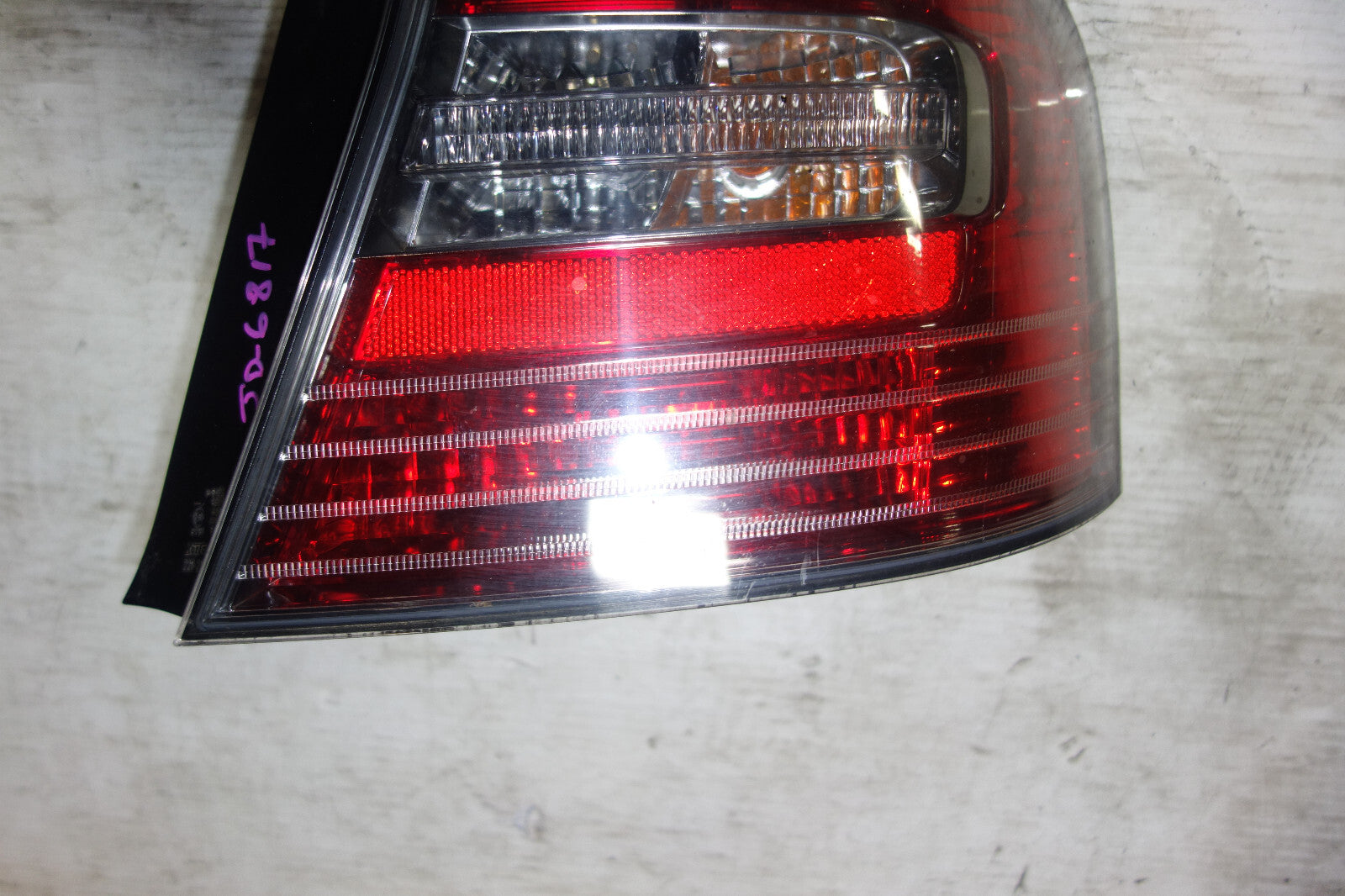 JDM Subaru Legacy OEM Left & Right Tail Lights Lamps Sedan LH RH 2005 2006 2007