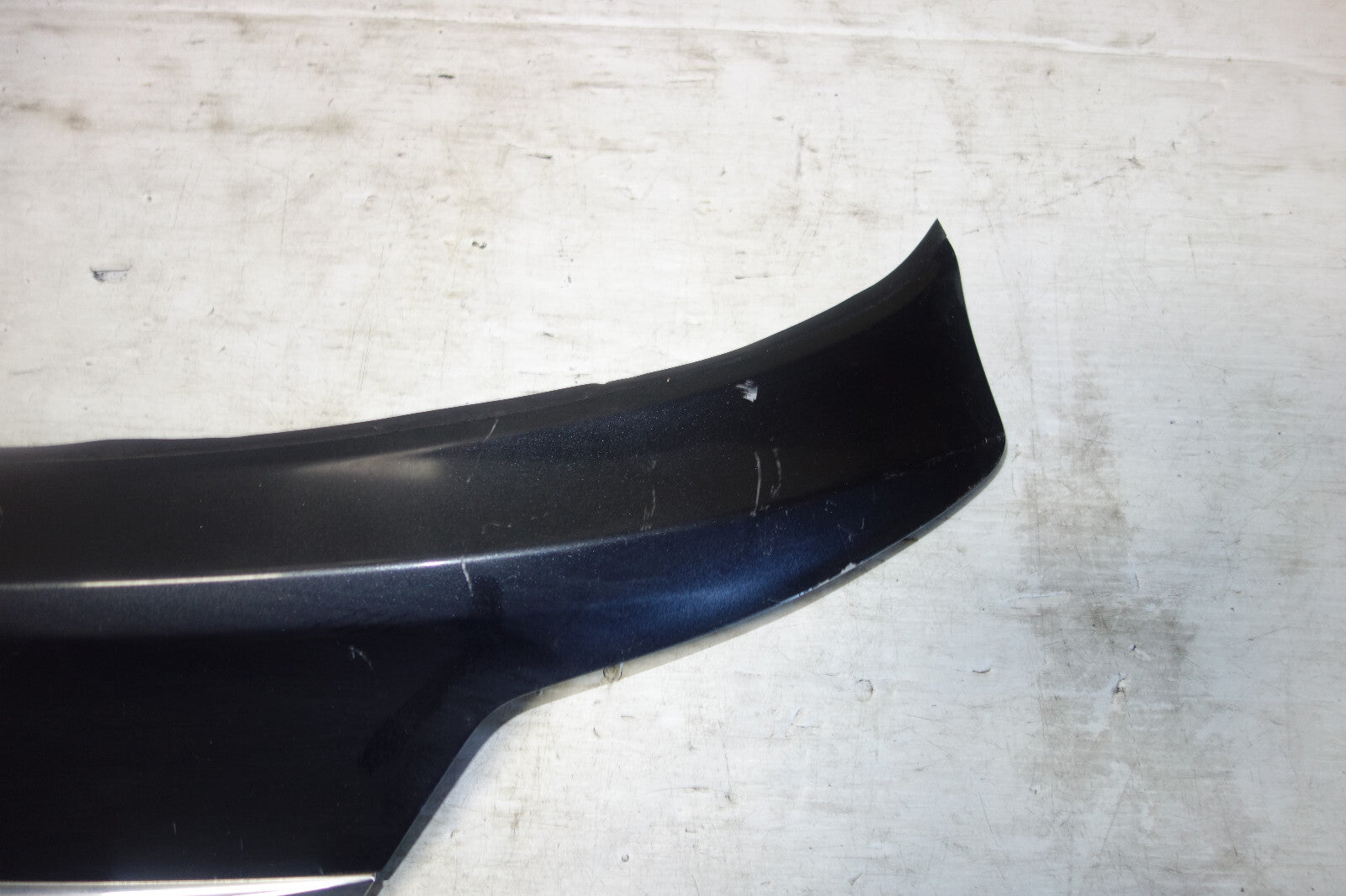 JDM Subaru Legacy BR9 Wagon Tail Gate Rear Garnish 2010 2011 2012 2013 2014