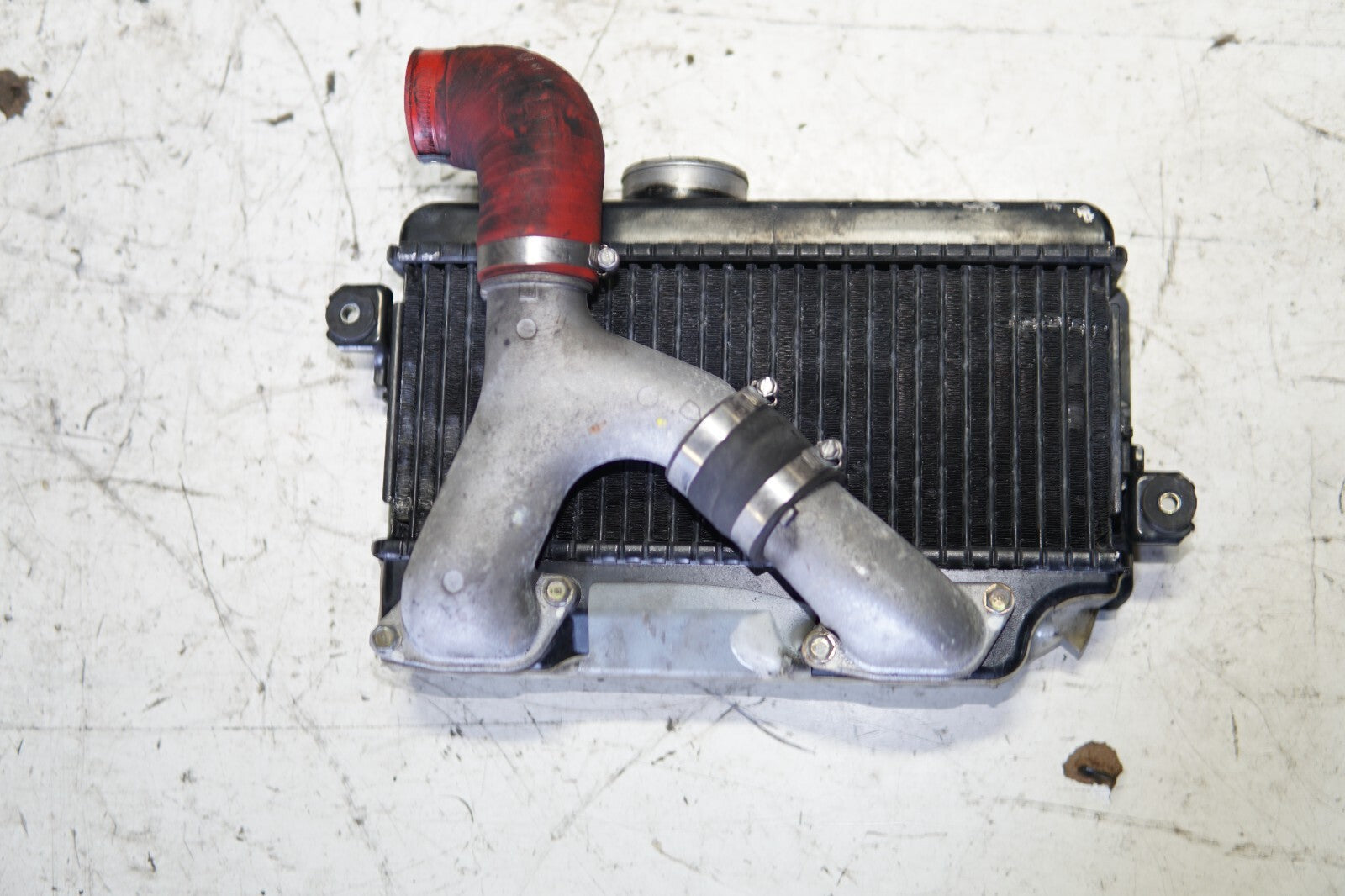 JDM SUBARU LEGACY STI TURBO INTERCOOLER TOP MOUNT S401 BE5 BH5 2000-2004 MF-543
