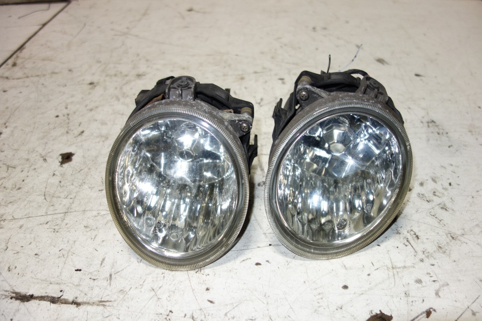 JDM 2003-2005 SUBARU FORESTER OEM FOG LIGHTS SG5 GENUINE FOG LAMPS LEFT & RIGHT