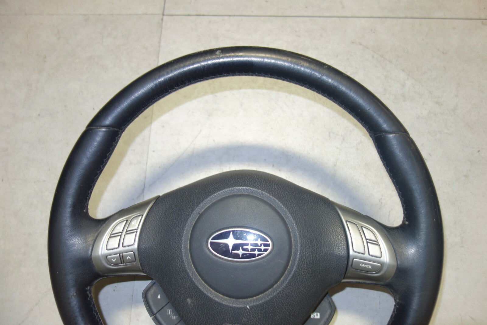 JDM Subaru Legacy Outback MoMo Steering Wheel OEM 2005-2009 Japan