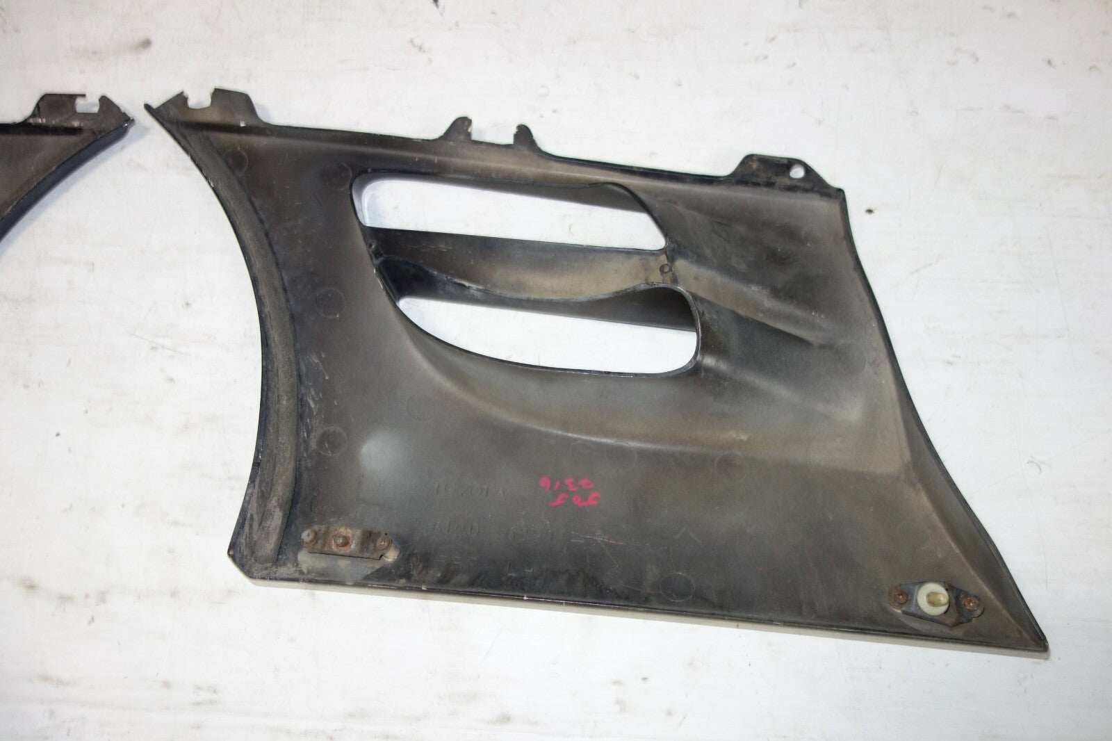 JDM Toyota MR2 MR-2 SW20 OEM Rear Side Vents Exterior Trim Vent Black 1991-1999