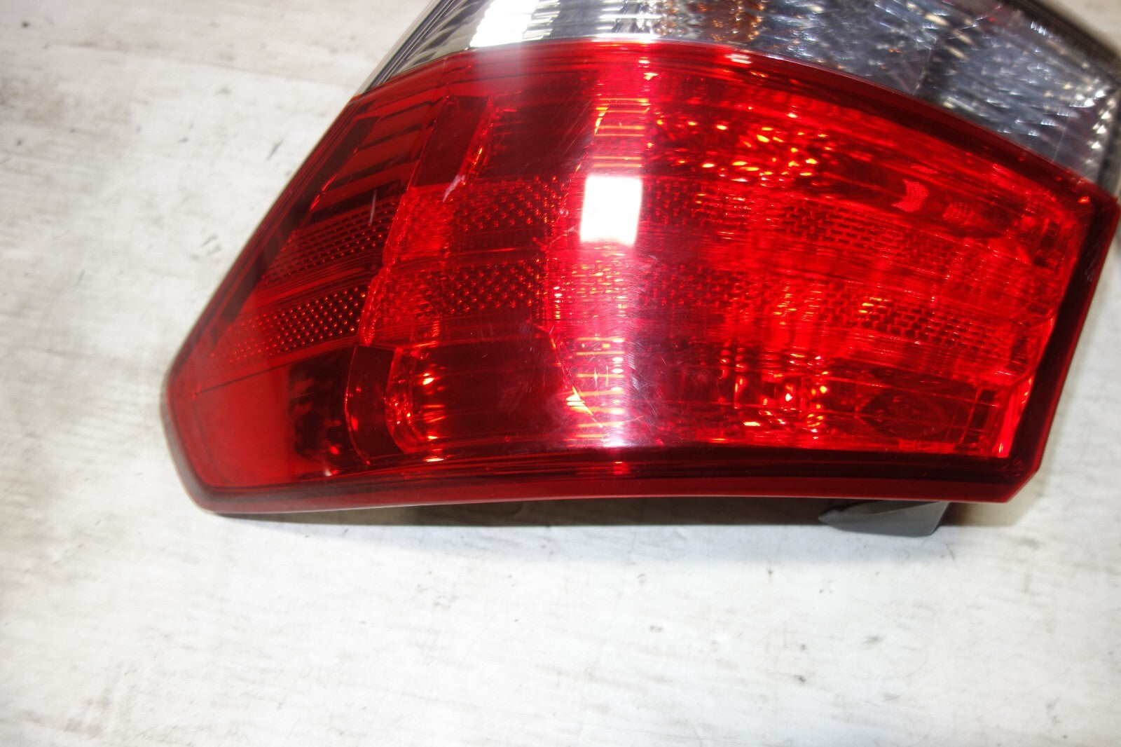 JDM SUBARU LEGACY OEM USED TAIL LIGHTS TAIL TAIL LAMPS BM9 BMM 2010-2014
