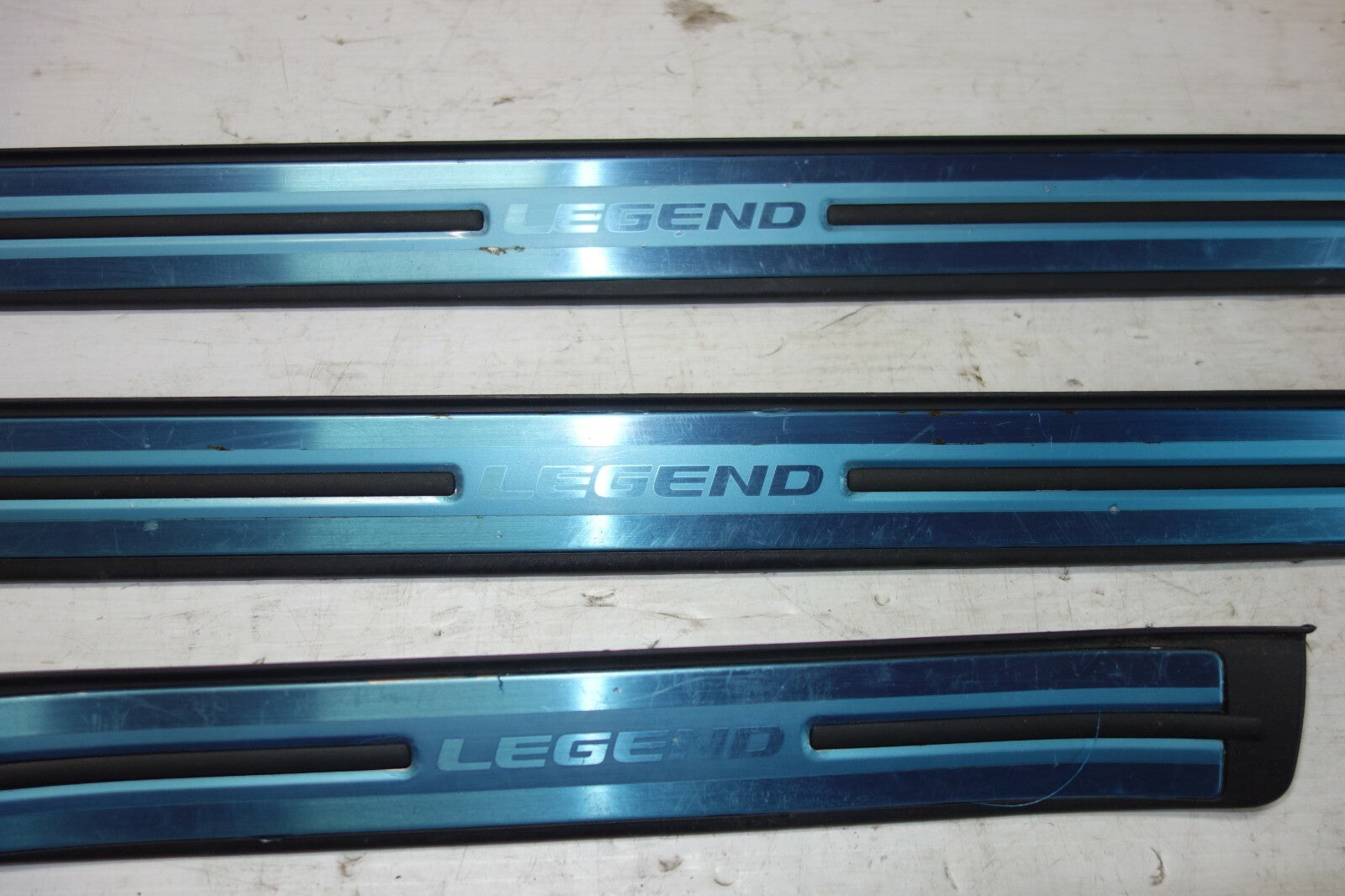 JDM ACURA RL HONDA LEGEND KB1 OEM DOOR SILLS TRIM SCUFF PLATES SIDE STEPS 05-08