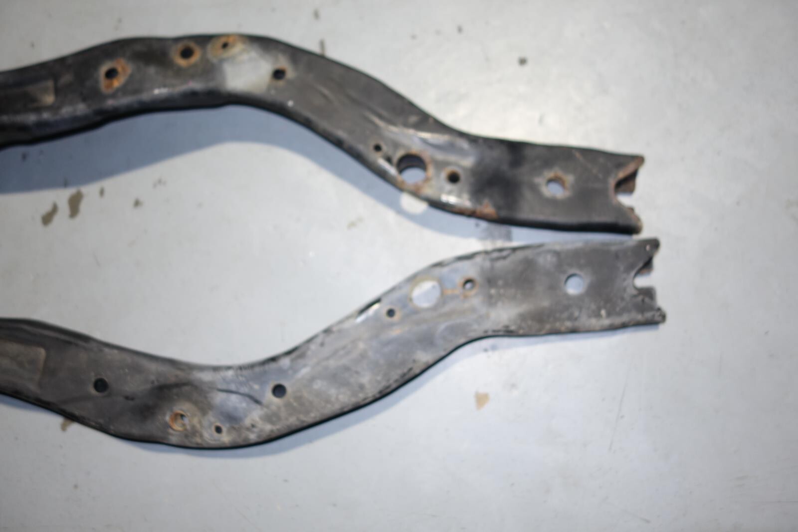 JDM 2003-2008 SUBARU FORESTER STi FRONT SUBFRAME  U SHAPE SUB FRAME SG5 SG9