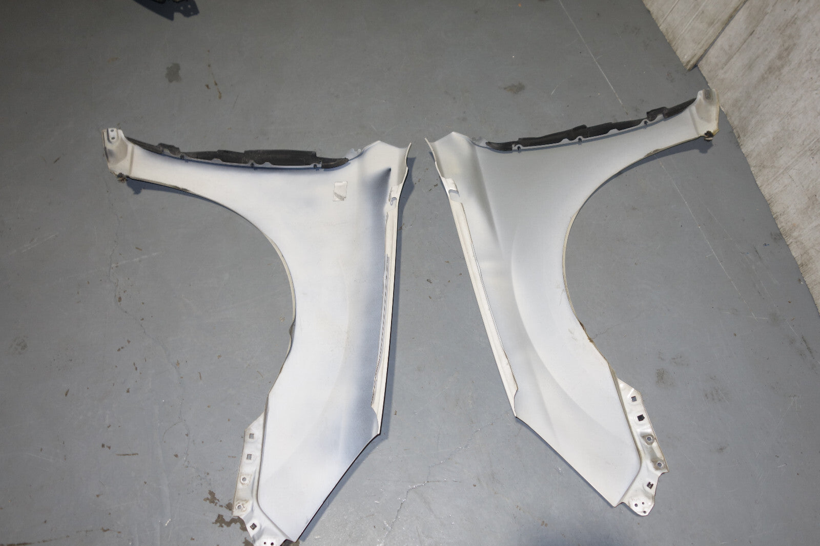 JDM Subaru Legacy Fenders Sedan Used OEM Genuine 2010 2011 2012 2013 2014 BM9