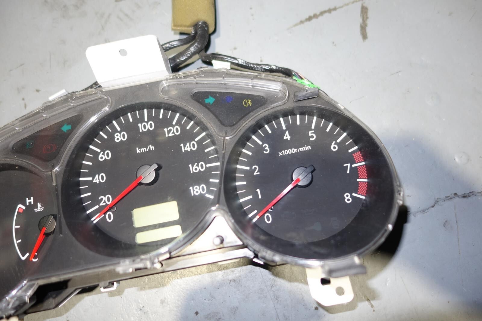 JDM 2003-2008 SUBARU FORESTER SG5  MANUAL 5 SPEED GAUGE CLUSTER  SPEEDOMETER