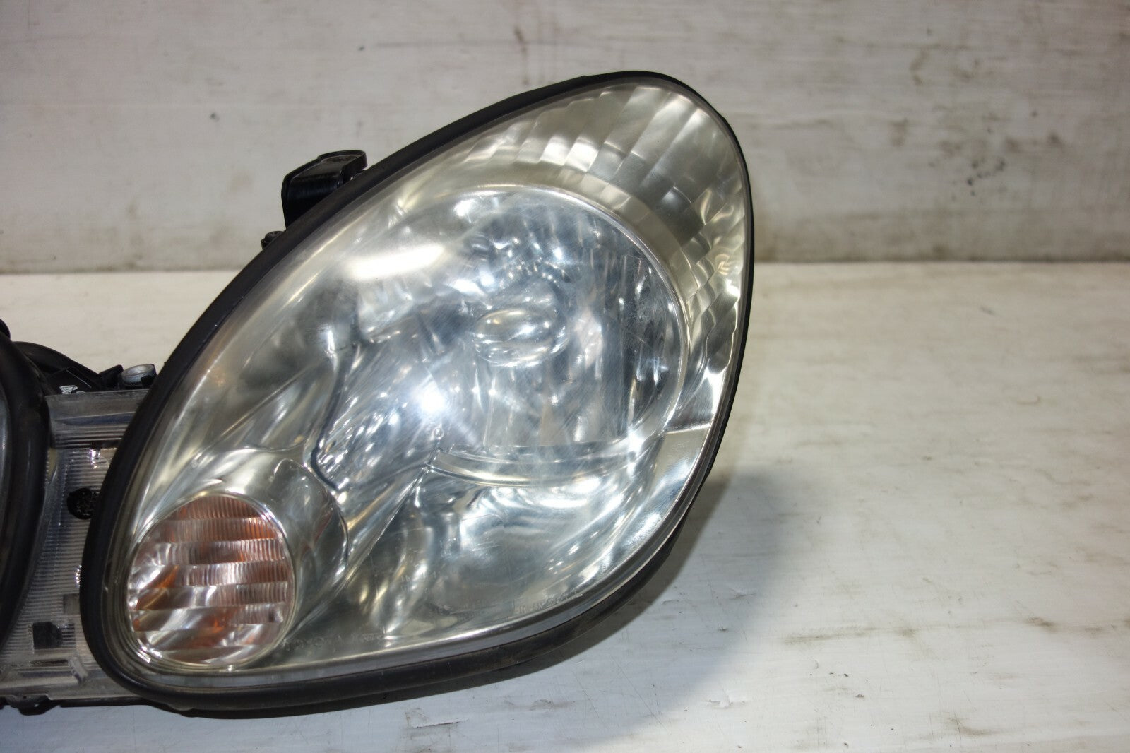 JDM 1998-2005 LEXUS GS300 GENUINE HID HEAD LIGHT LEFT DRIVER SIDE LAMP GS400 OEM