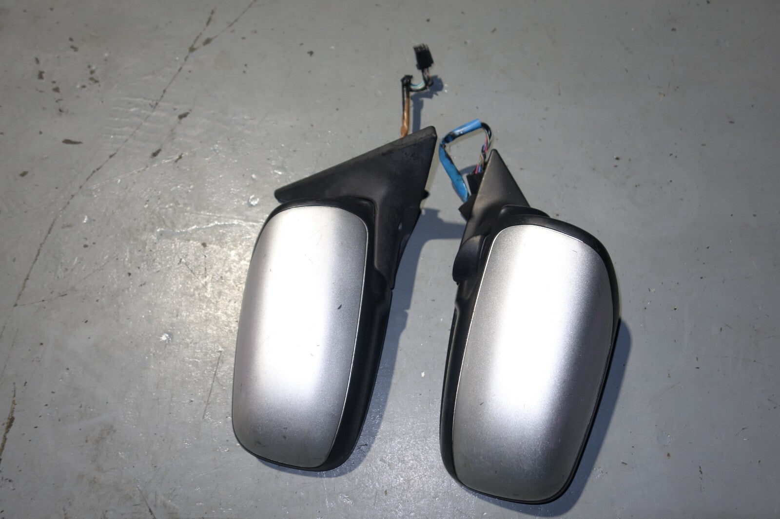 JDM SUBARU FORESTER SG5 OEM POWER FOLDING MIRRORS AUTO FLIP 2003-2005