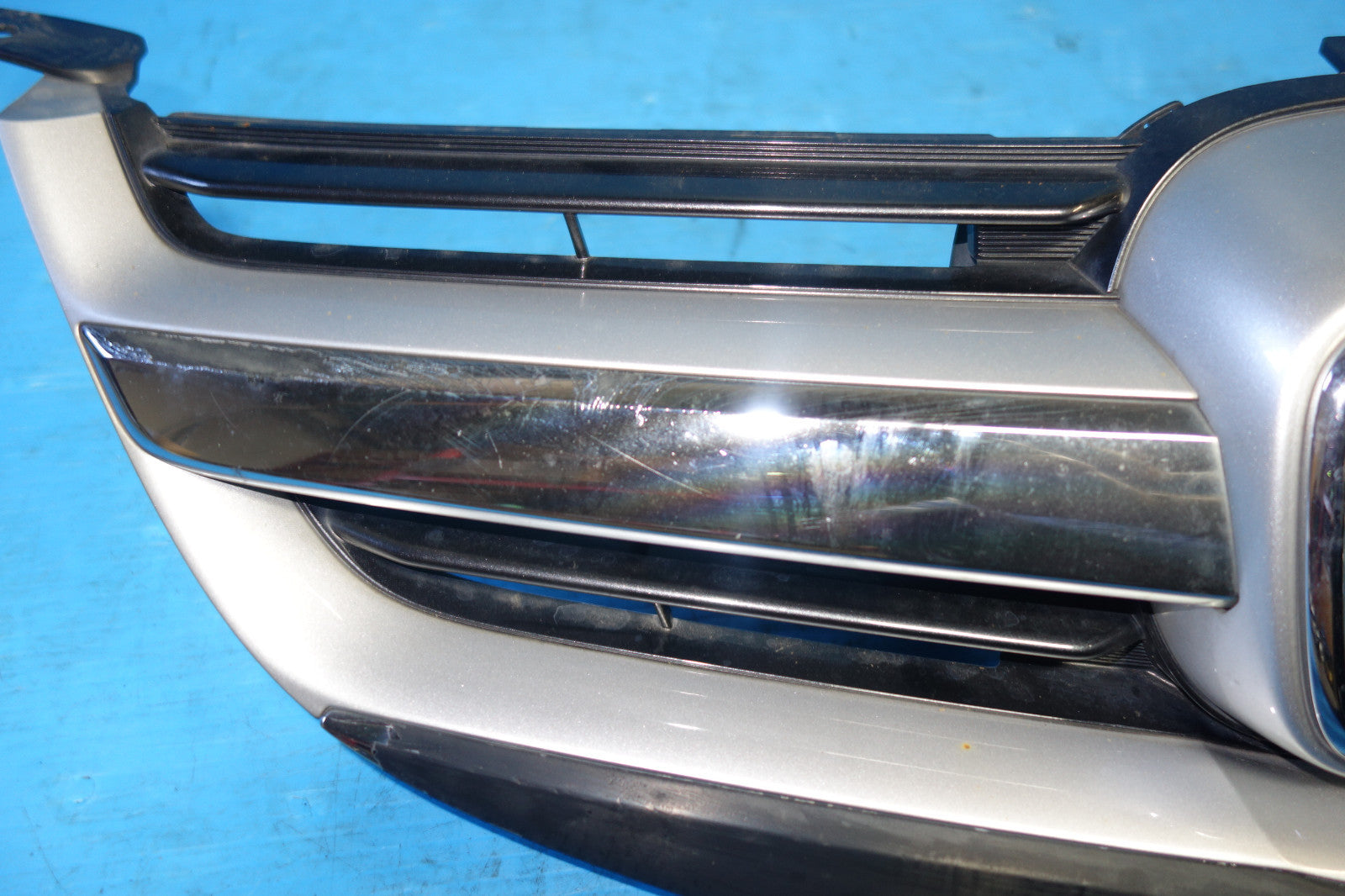 JDM Acura RL Honda Legend KB1 Front Grille Grill 2005-2008 OEM #JPE-7403