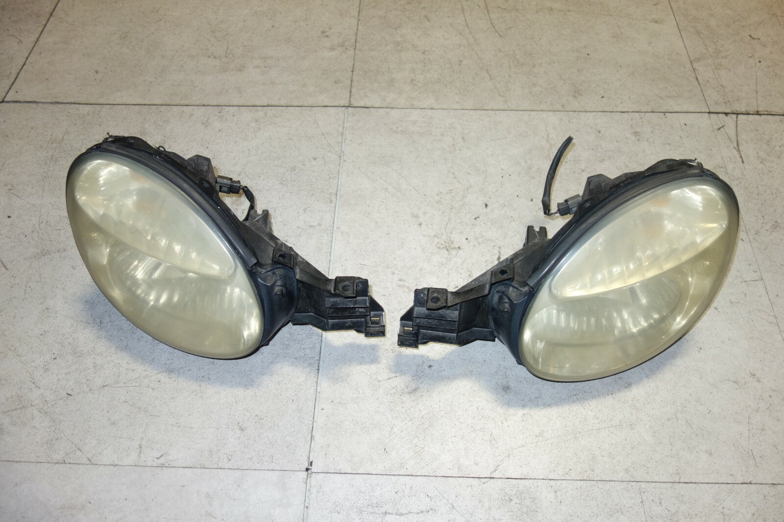 JDM Subaru Impreza Front Headlights Pair OEM Geuine Direct Fit 2002 2003