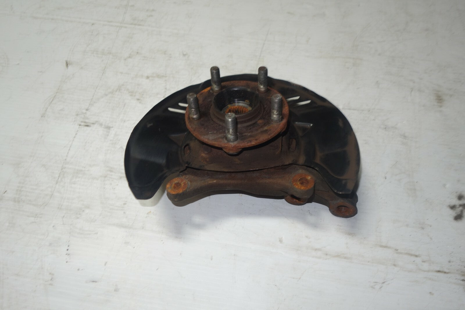 JDM 05-09 SUBARU LEGACY OEM FRONT LEFT KNUCKLE SPINDLE HUB GENUINE SUSPENSION