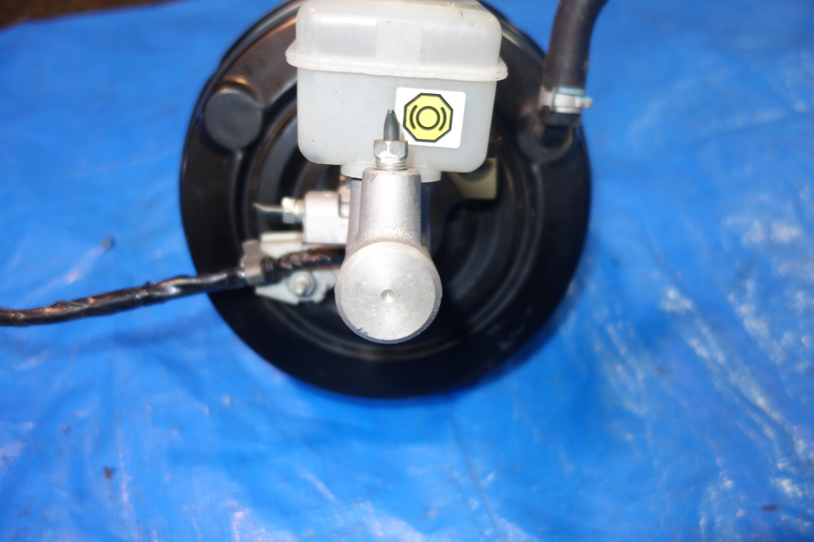 JDM Subaru Forester SH5 Legacy BR9 Brake Booster Master Cylinder Tokico # G215T