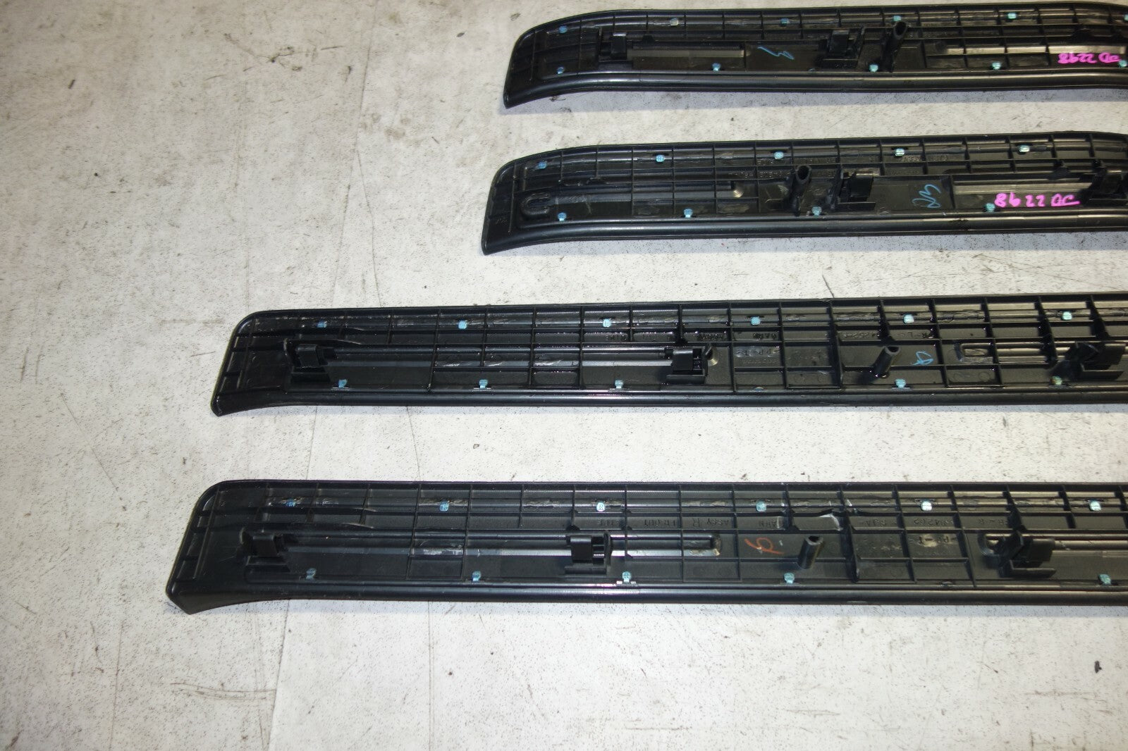 JDM Acura RL Honda Legend OEM Door Sills Scuff Plates Side Steps 2005-2008 KB1