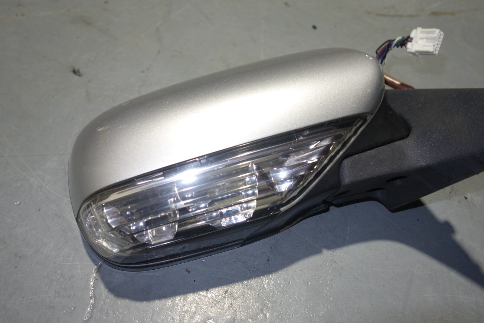 JDM Subaru Legacy Power Folding Auto Flip Mirrors 2005-2007