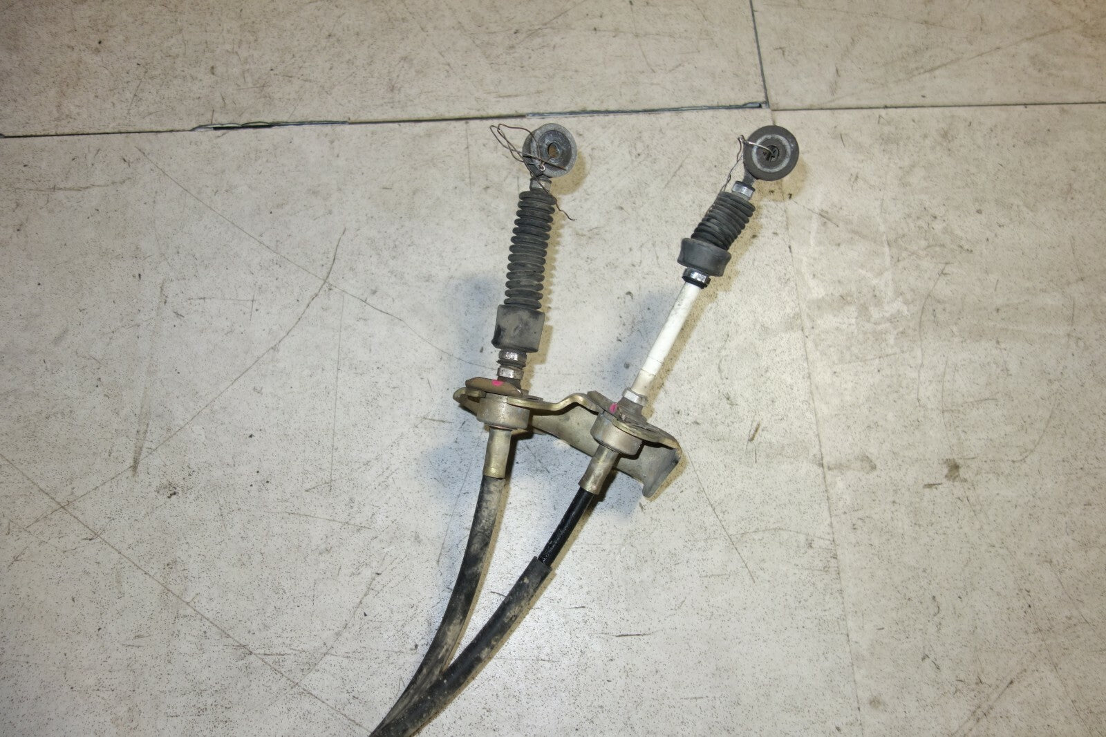 JDM Toyota Celica Shifter Cable 1ZZ 2ZZ 6Speed 5Speed Manual 2000-2005 OEM