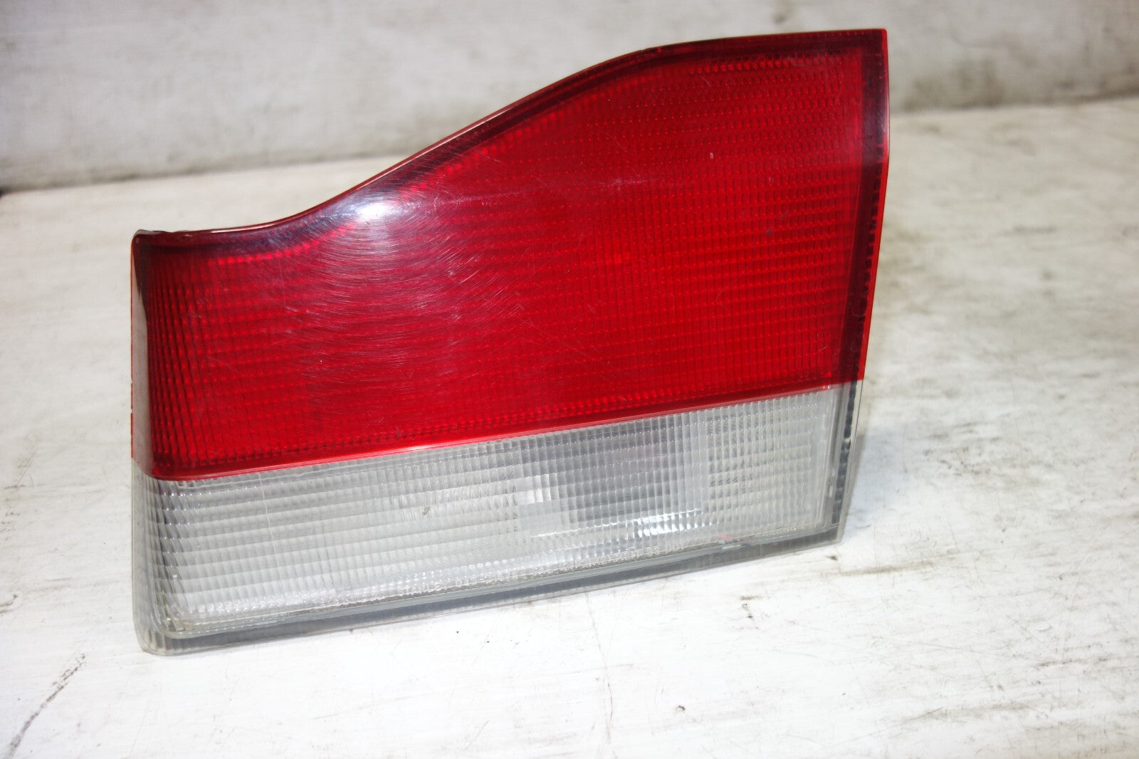 JDM 1996-2000 HONDA DOMANI ACURA EL TRUNK LIGHT  RIGHT SIDE LAMP FITS ACURA EL
