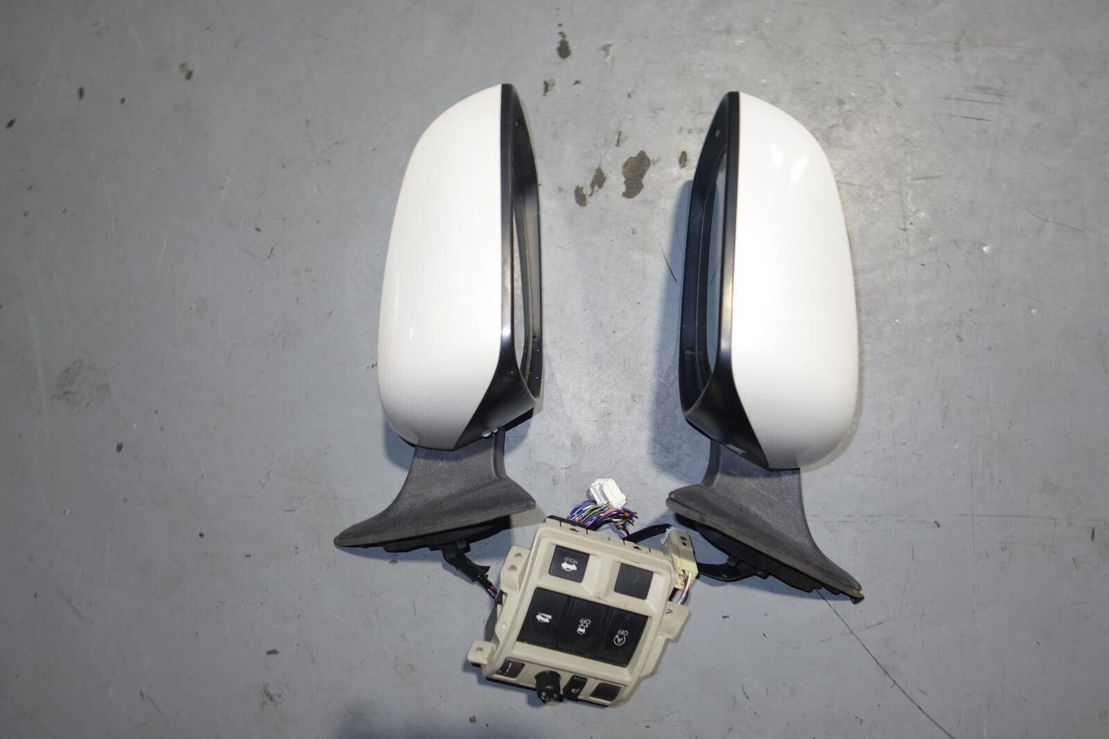 JDM Subaru Legacy Auto Folding Mirrors Indicator Light With Switch 2010-2014 BR9