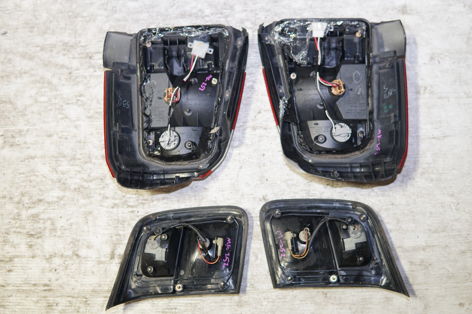 JDM 1998-2002 SUBARU FORESTER STi SF5 TAIL LIGHTS TAIL LAMPS TRUNK LIGHTS
